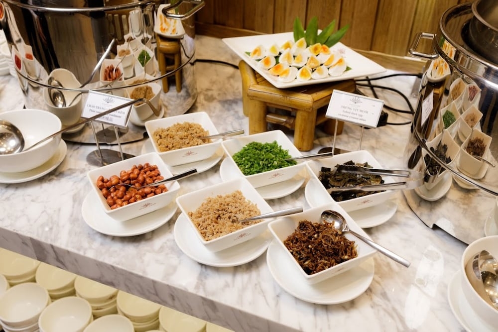 뷔페 아침 식사