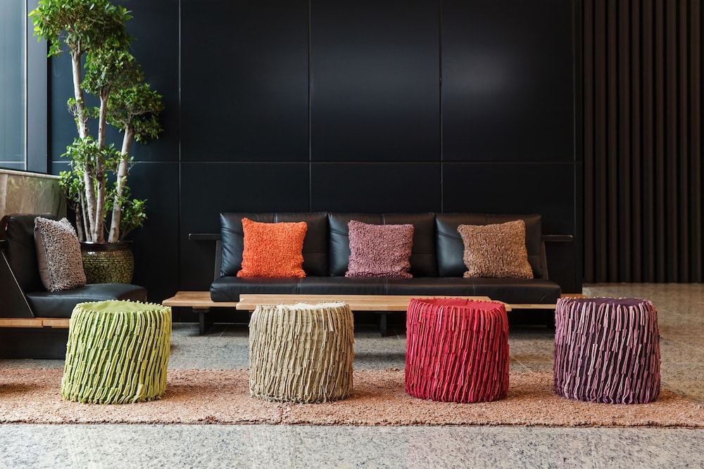 로비 좌석 공간