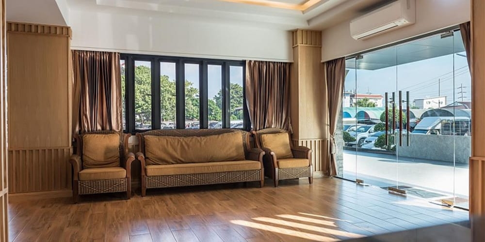 로비 좌석 공간