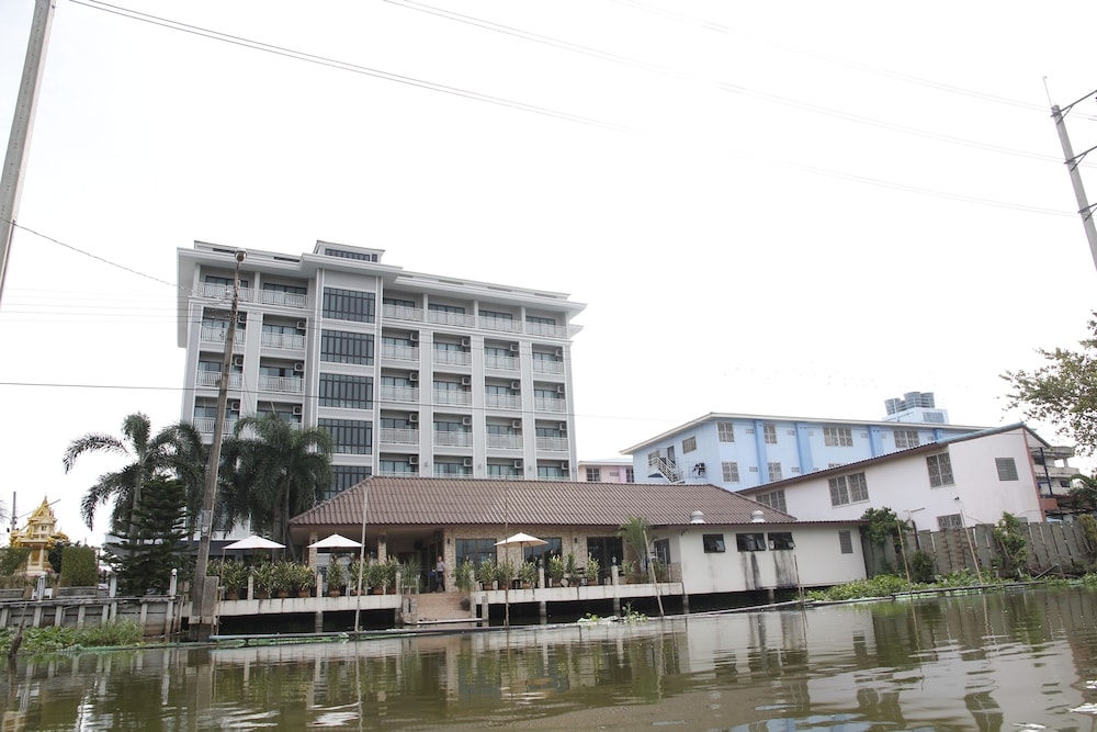 숙박 시설의 전망