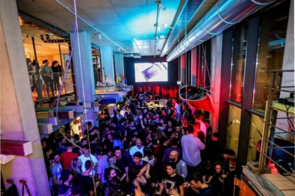 바(숙박 시설 내)