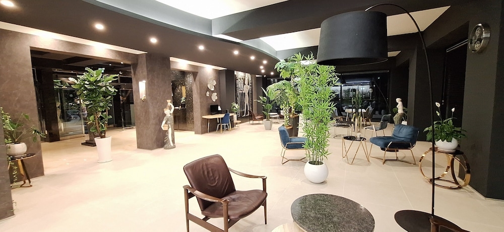 로비 좌석 공간