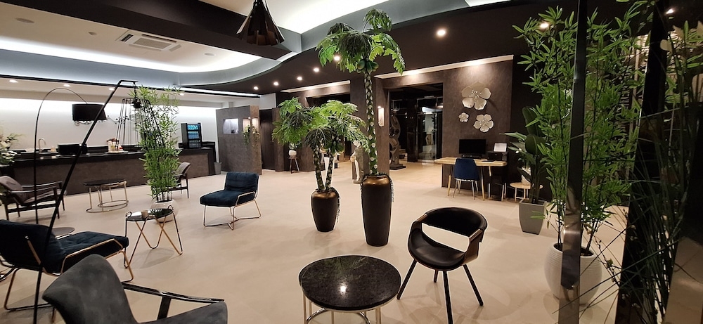 로비 좌석 공간