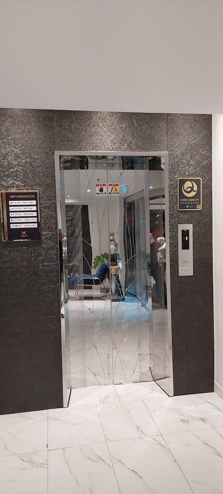 엘리베이터