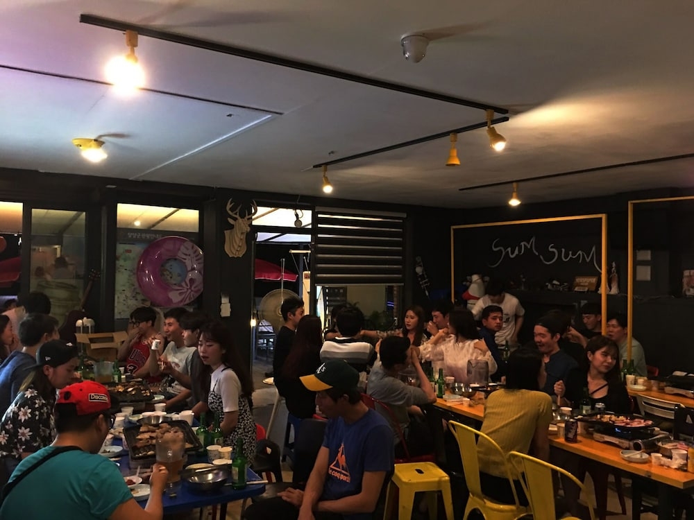 로비 좌석 공간