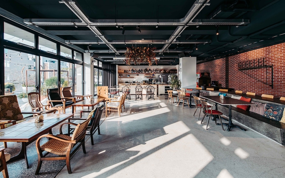 숙박 시설 내 편의 시설/서비스