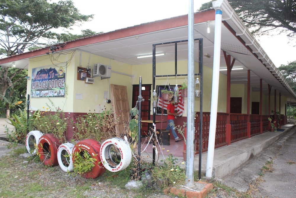 숙박 시설 정면