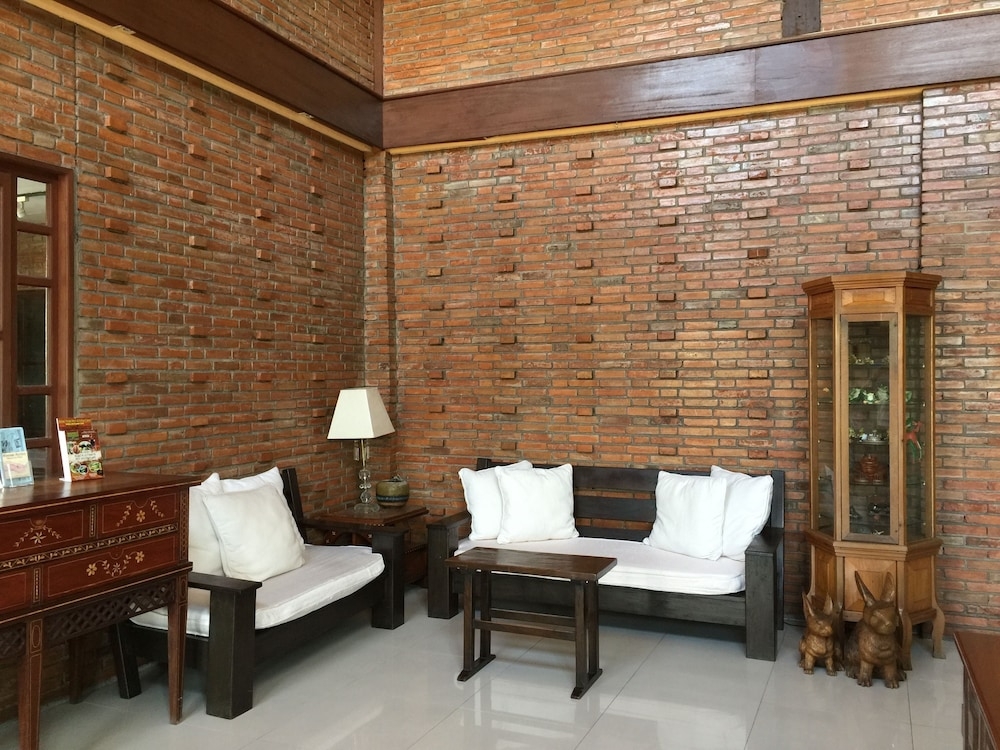 로비 좌석 공간