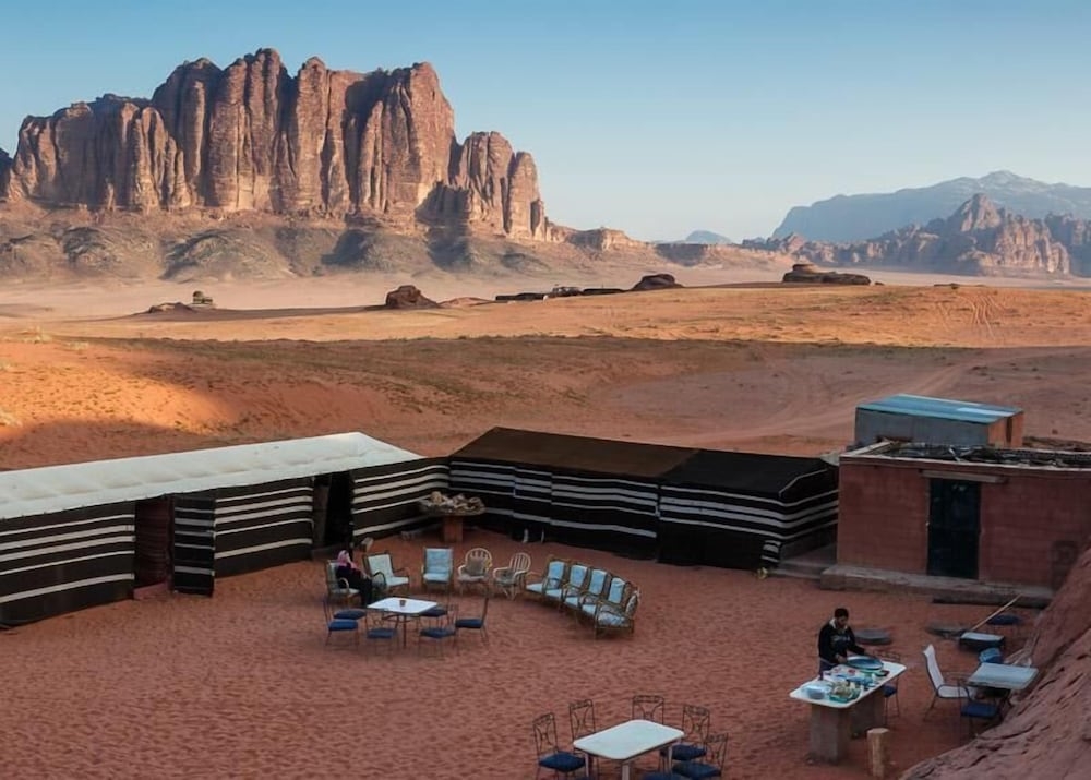 숙박 시설 구내