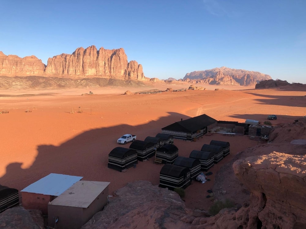 숙박 시설 구내