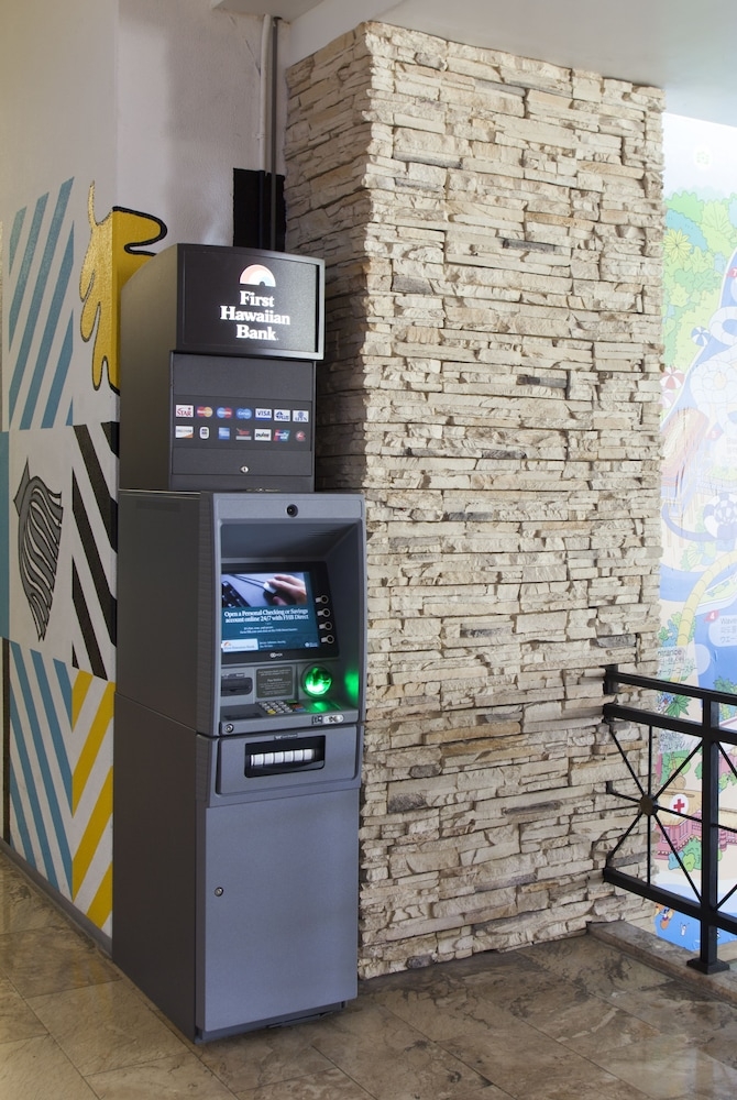 시설 내 ATM/은행