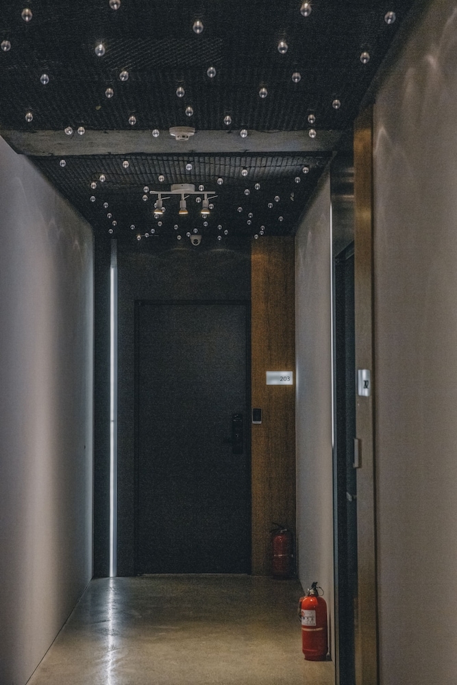 숙박 시설 정면