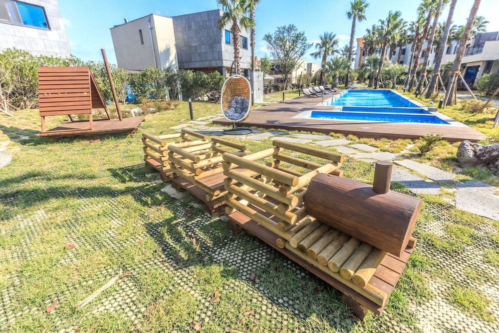 어린이 놀이 공간 - 야외