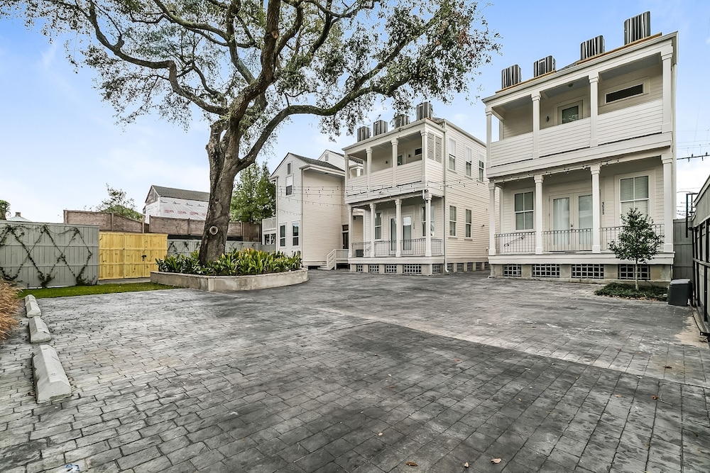 숙박 시설 정면