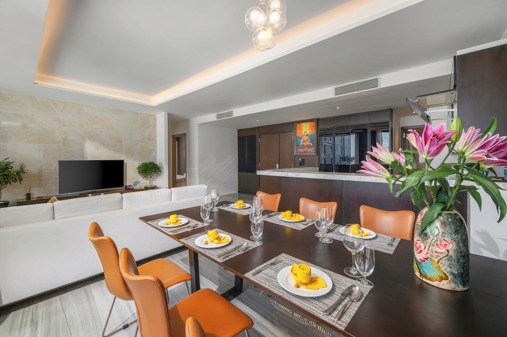 객실 내 식사 공간