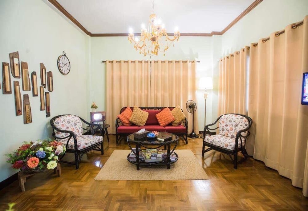 로비 좌석 공간