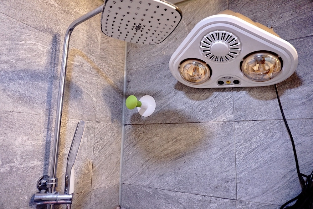 욕실 샤워