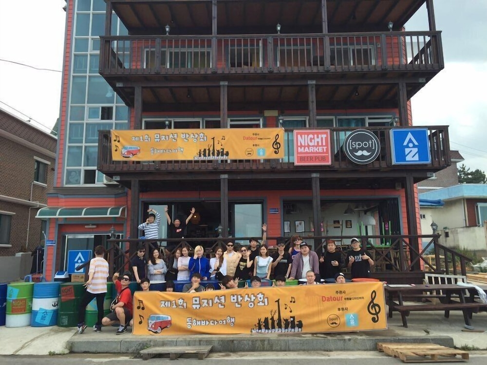 숙박 시설 정면