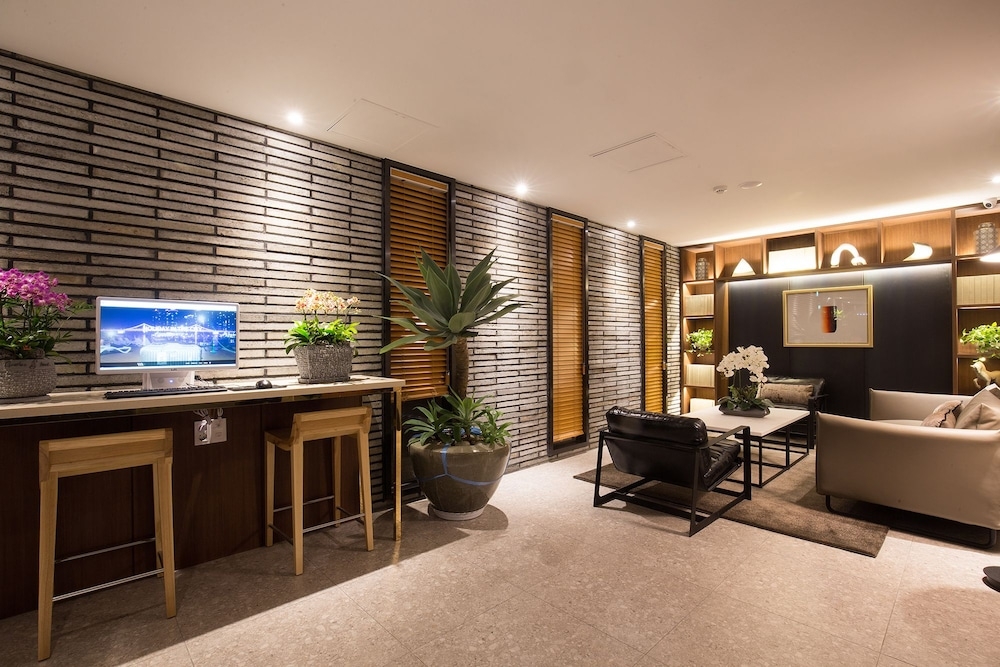 로비 좌석 공간