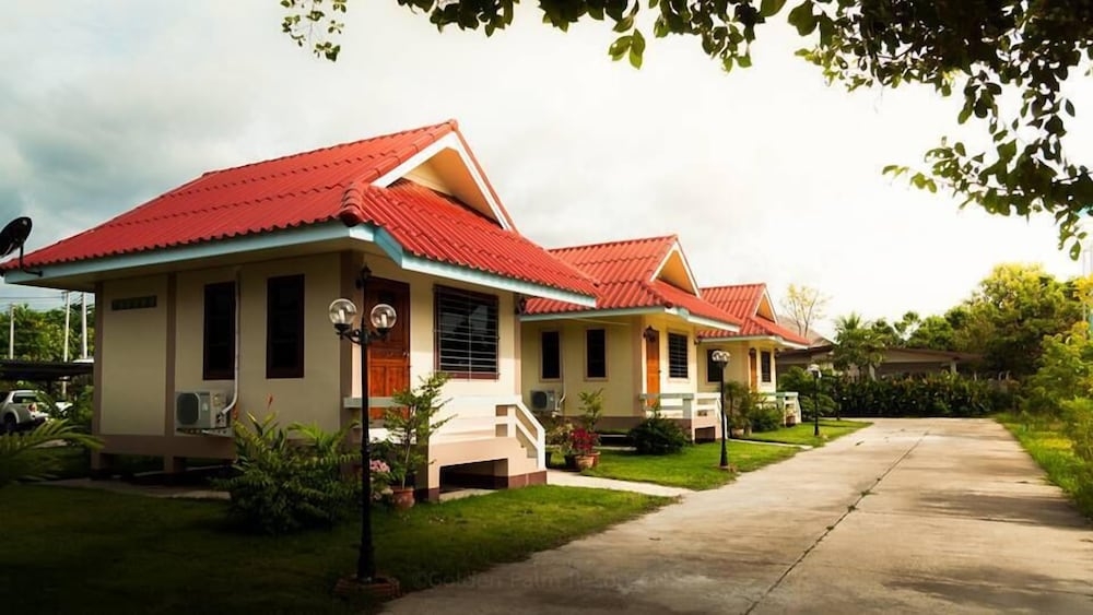 숙박 시설 정면