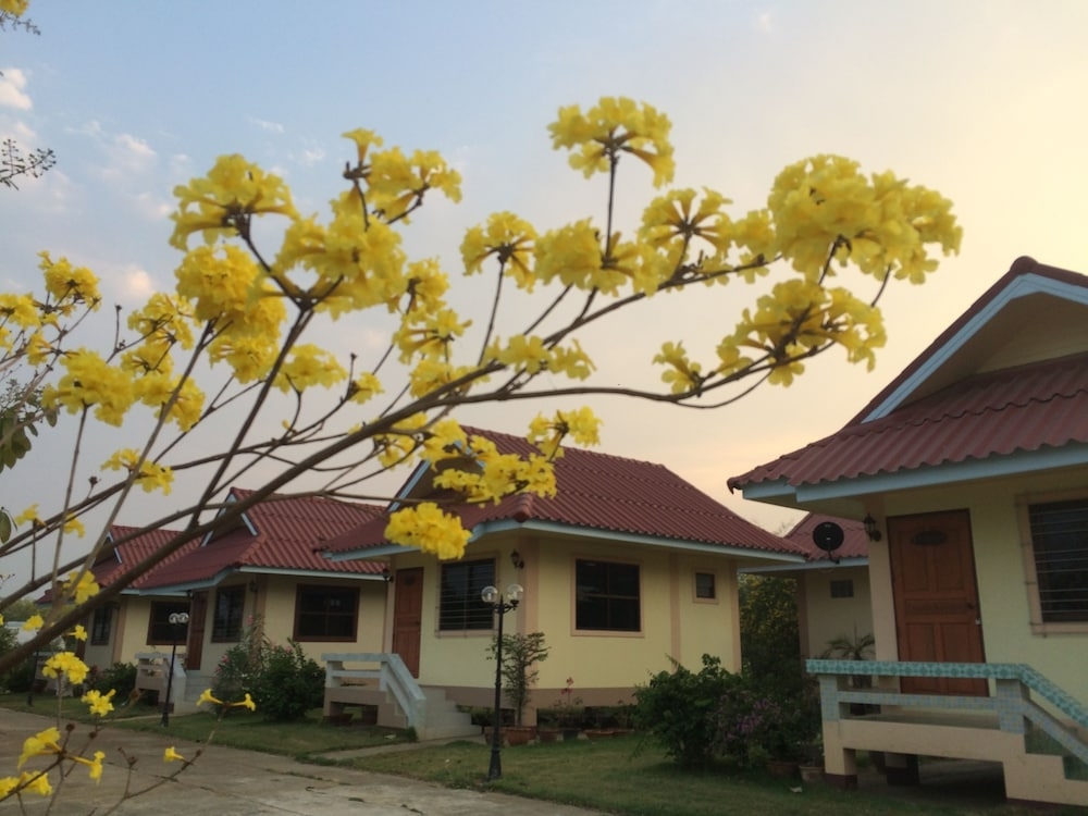 숙박 시설 정면