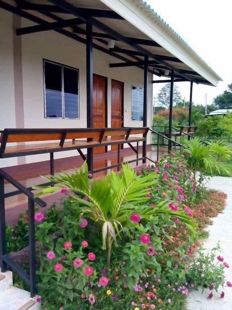 숙박 시설 구내