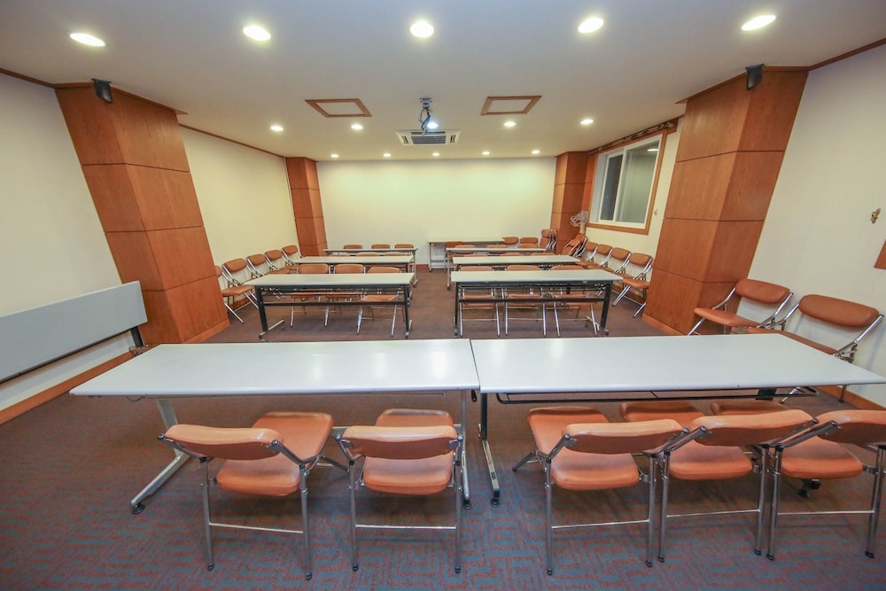 숙박 시설 내 편의 시설/서비스