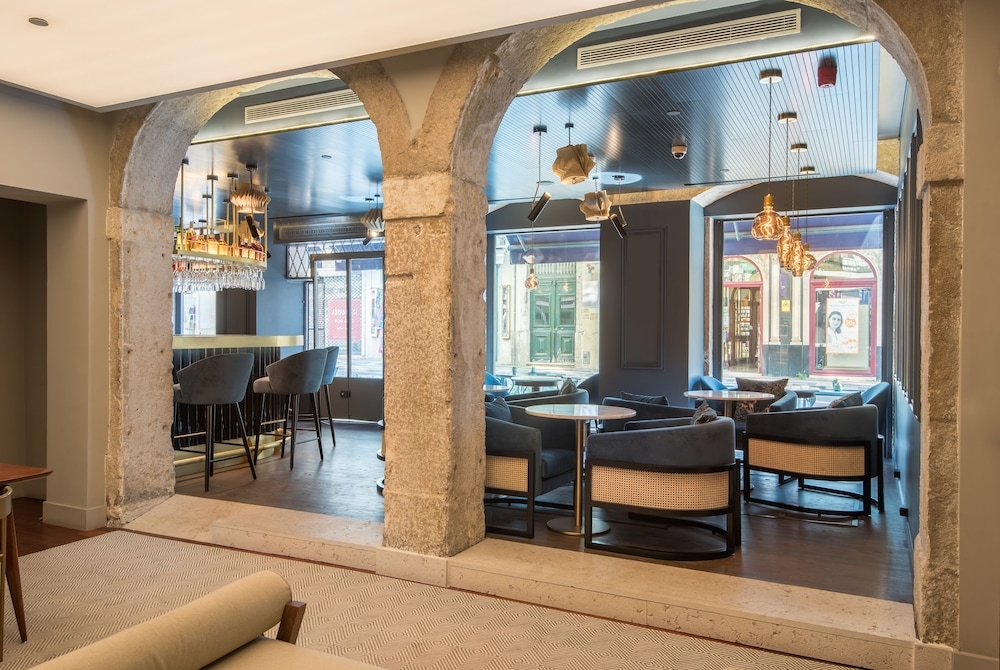 로비 좌석 공간