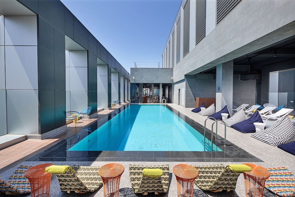 실내/야외 수영장