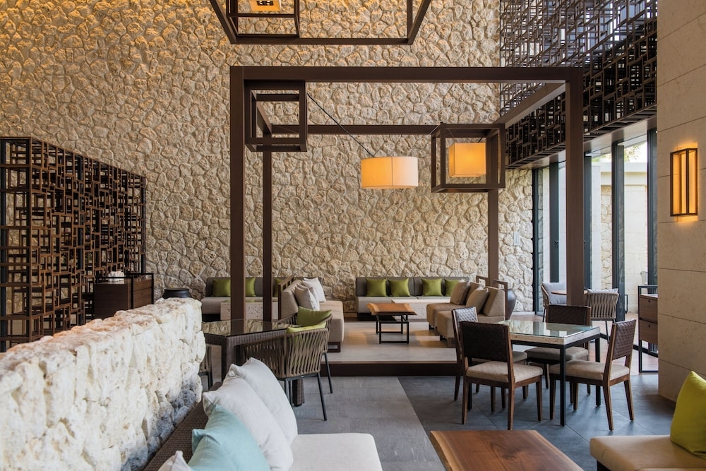 로비 좌석 공간