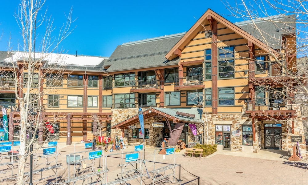 숙박 시설 정면