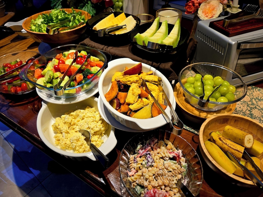 뷔페 아침 식사