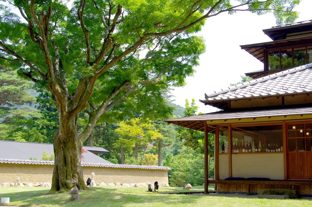 숙박 시설 구내