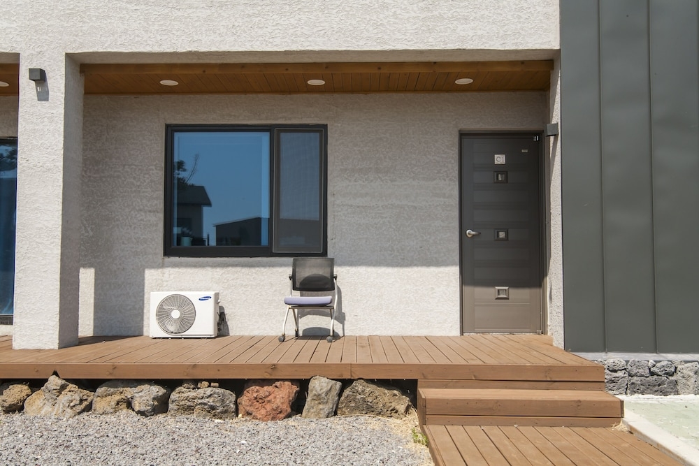 숙박 시설 정면