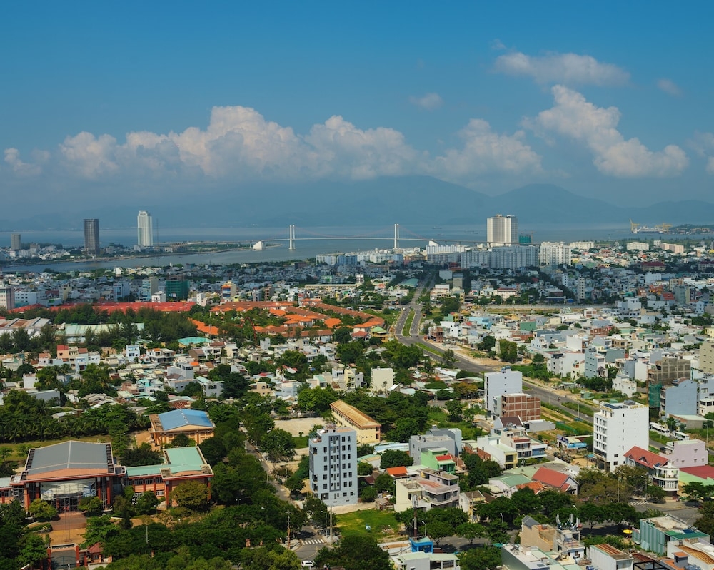 숙박 시설에서 보는 시내 전망