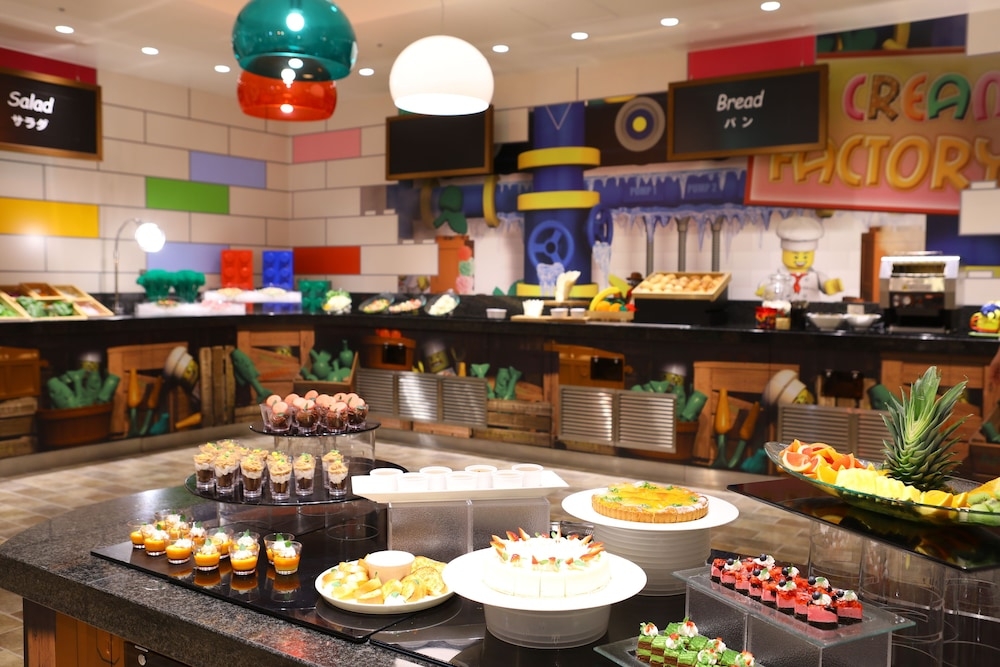 뷔페 아침 식사