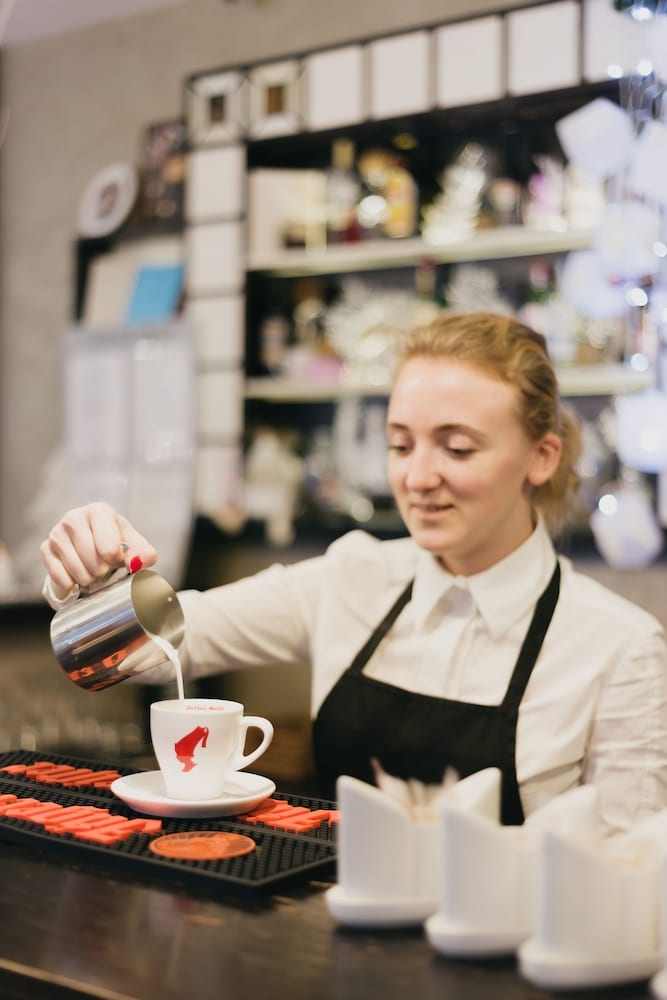 바(숙박 시설 내)