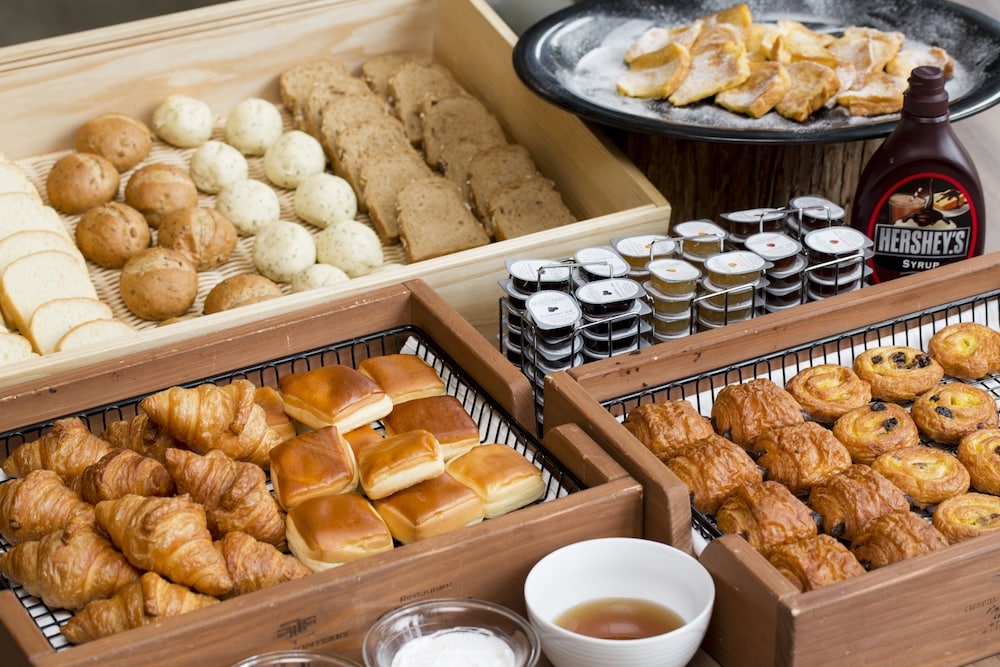 뷔페 아침 식사