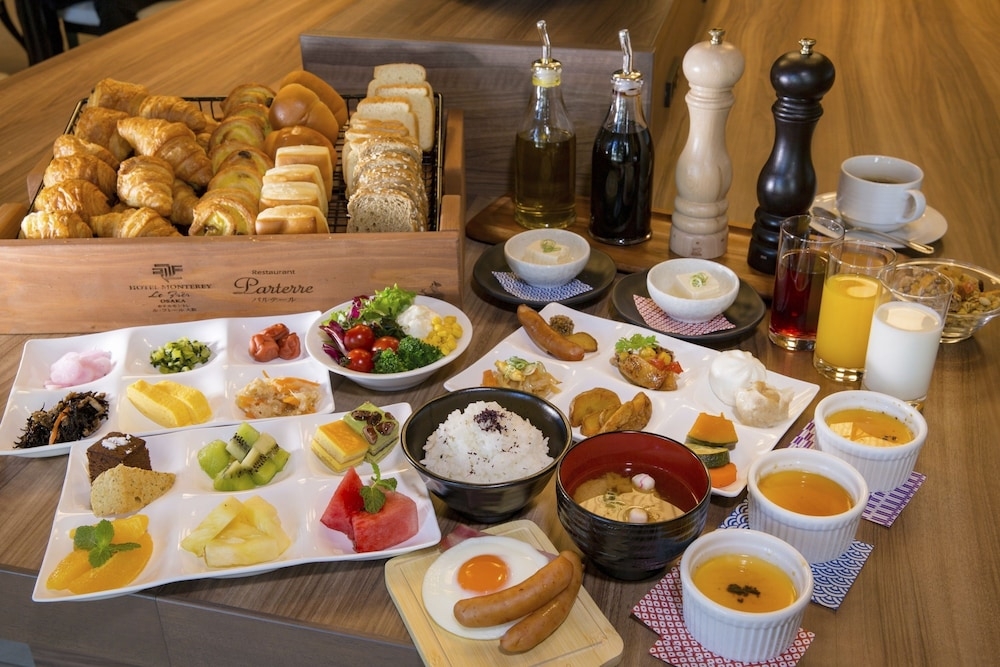 뷔페 아침 식사