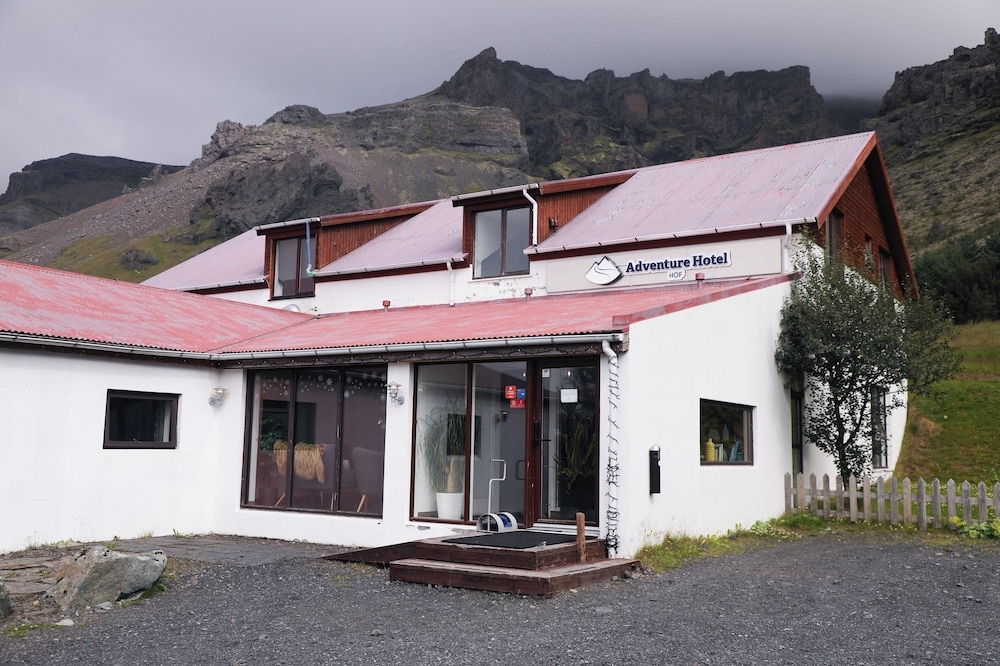 숙박 시설 입구