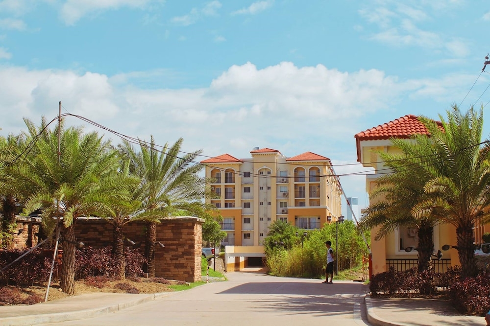 숙박 시설 입구
