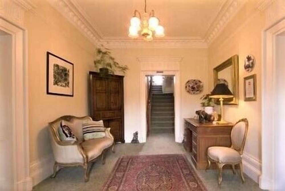 로비 좌석 공간