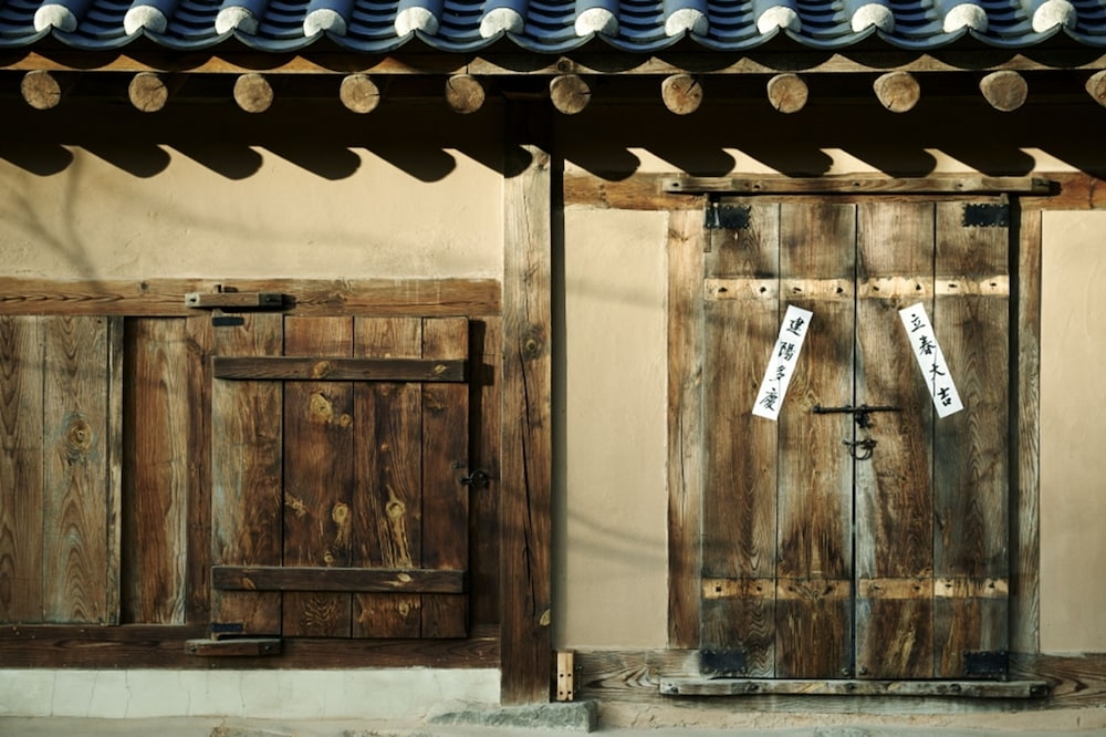 숙박 시설 입구
