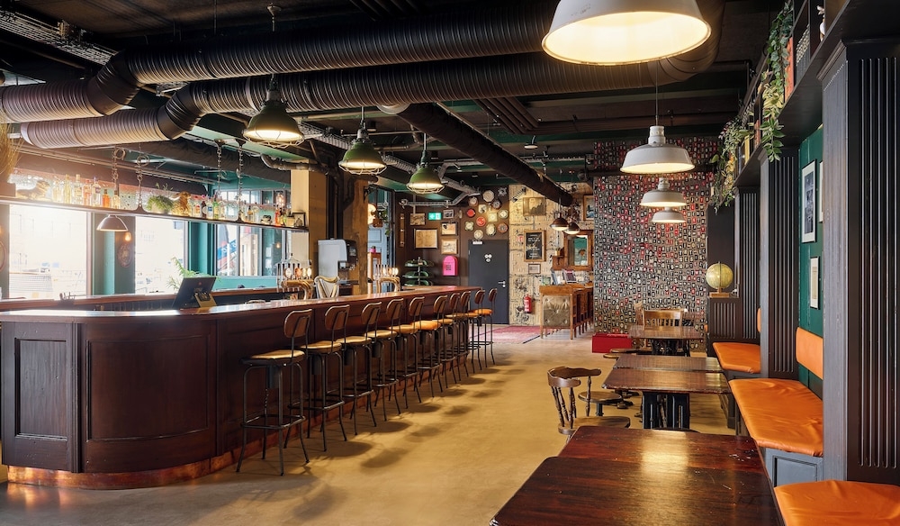 바(숙박 시설 내)