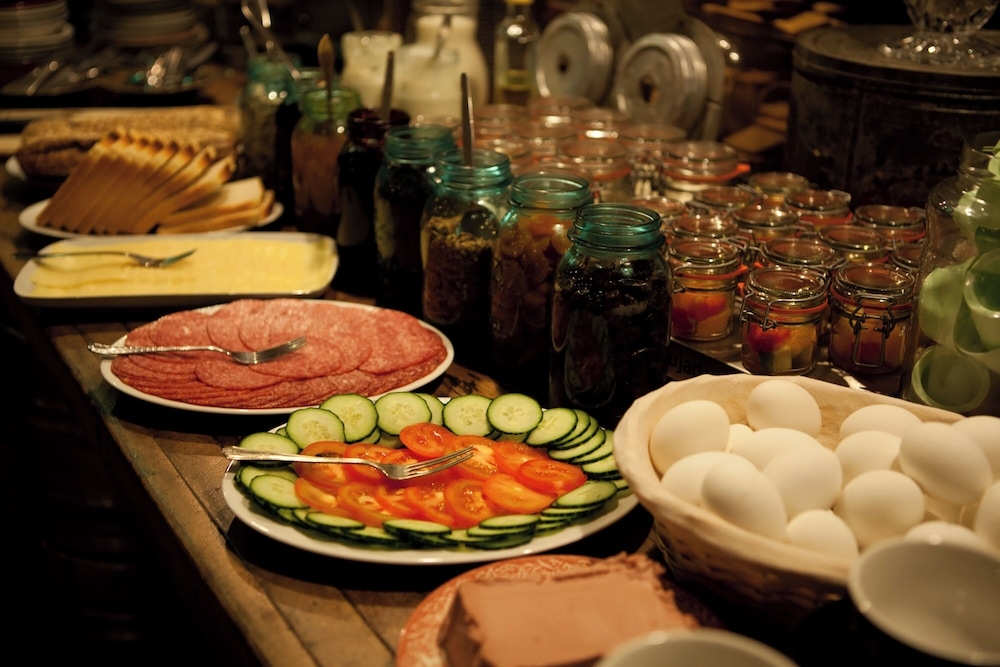 뷔페 아침 식사