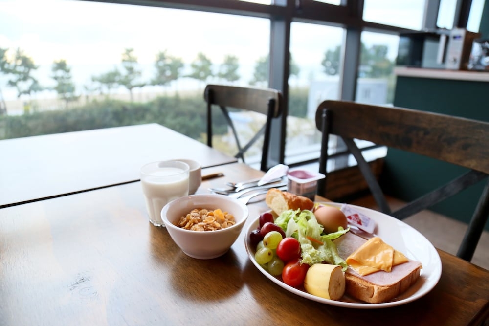 뷔페 아침 식사