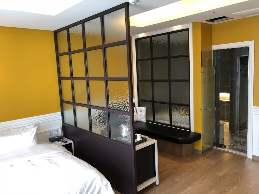 객실 내 편의 시설/서비스