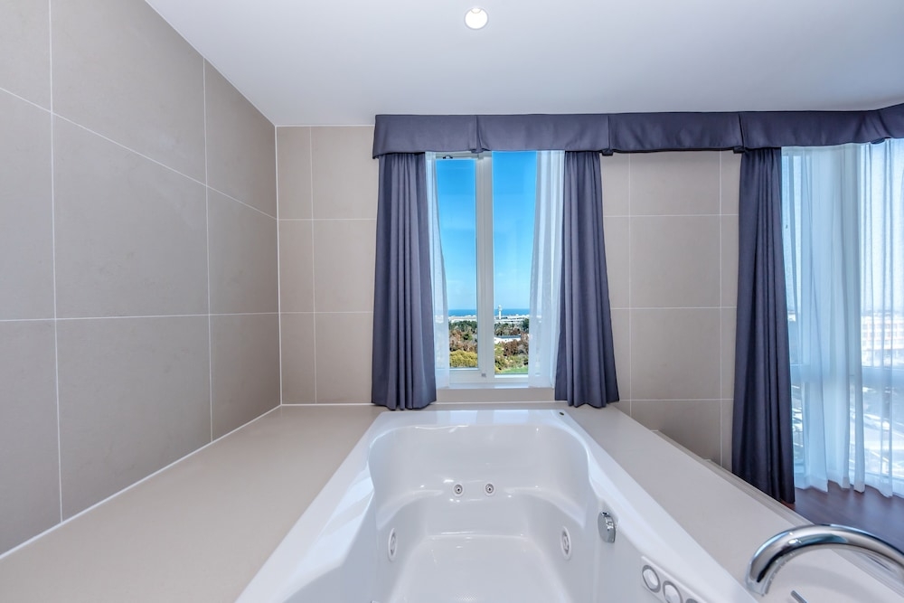 숙박 시설에서 보는 주변 전망