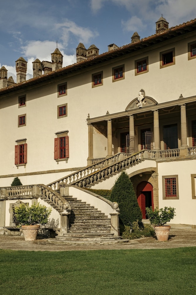 숙박 시설 입구