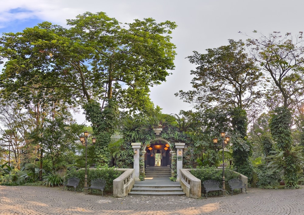 숙박 시설 정면